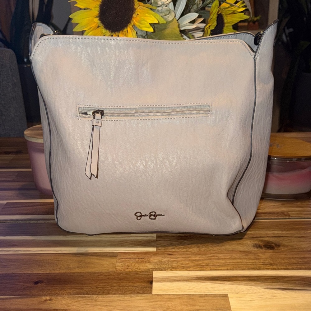 Elegant Gray Shoulder Bag